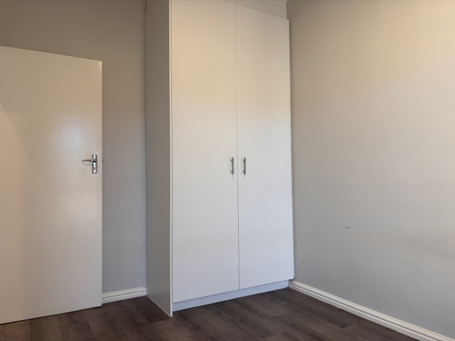 2 Bedroom Property for Sale in Muizenberg Western Cape